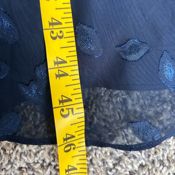 Lulu’s Midnight Blue Evening Elegance Floral Wrap Midi Dress size medium - Picture 6 of 9